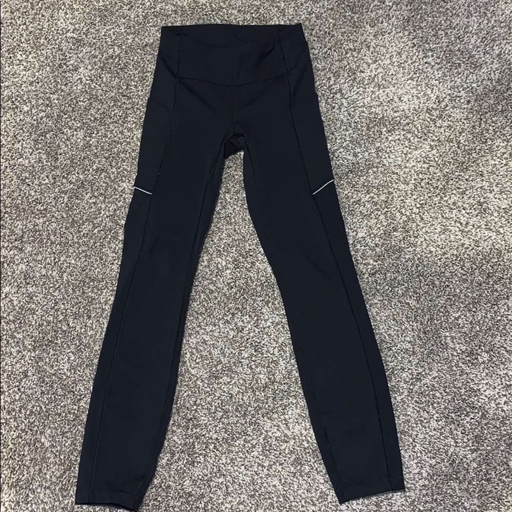Lululemon Size 0 Inseam 25” Compression Tights